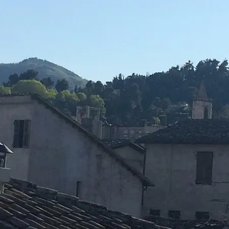 Le Canterine Bed & Breakfast *